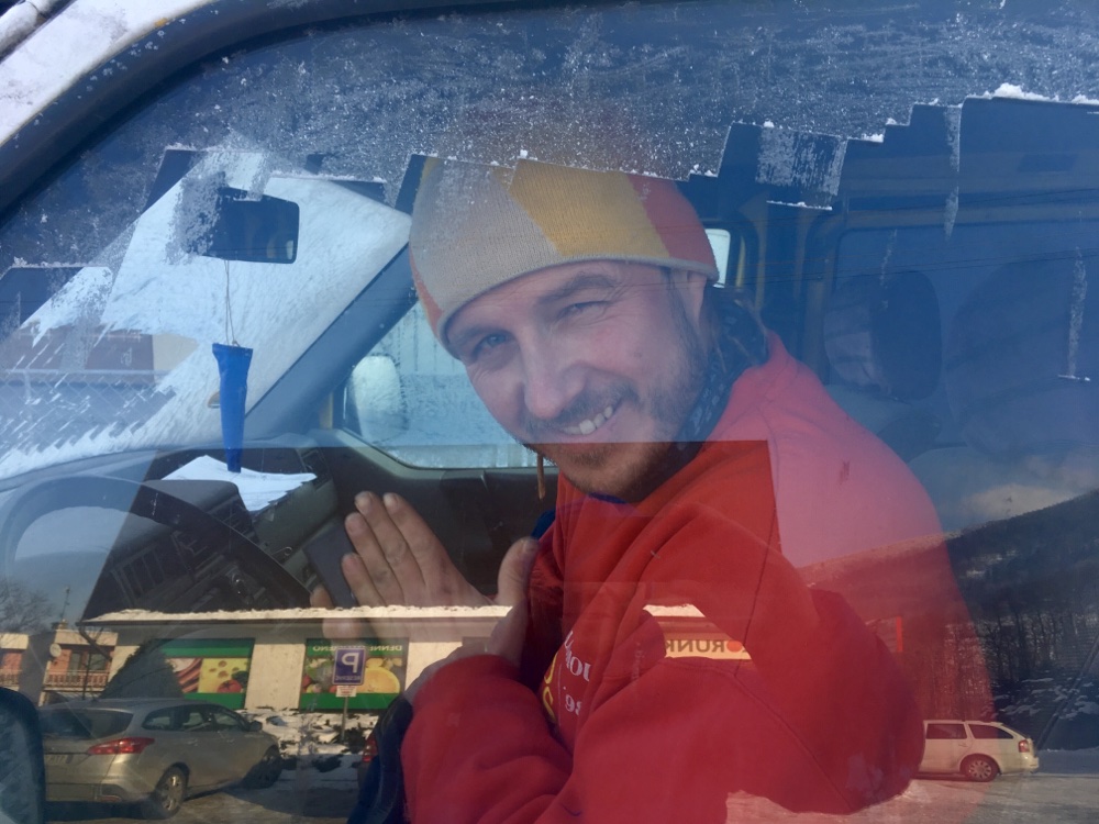 e8e99542-921d-4f56-b384-e2e21957a1bb