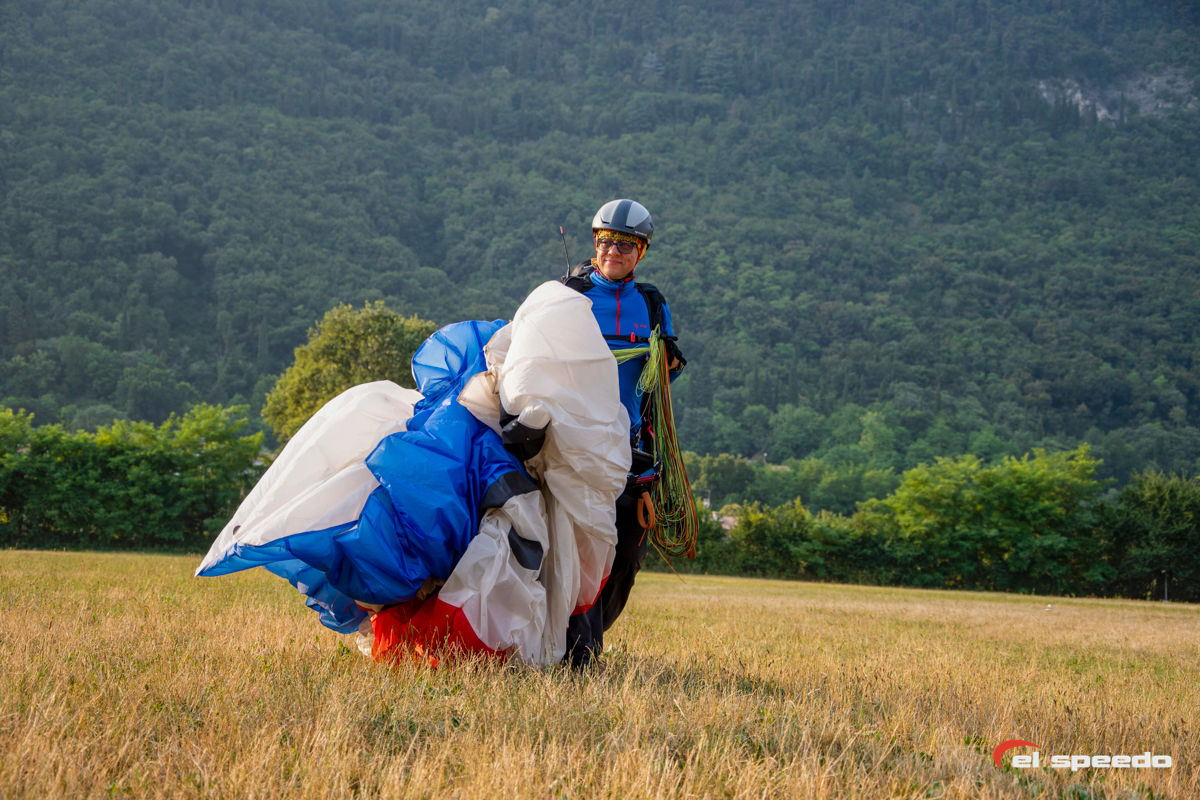 el-speedo-paragliding-kurz-73