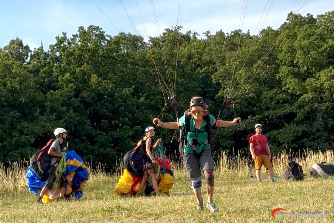 20250711_elspeedo_paragliding_beskydy_meduno_bassano_kurz_00027