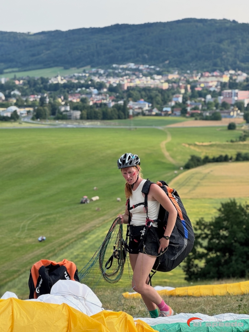 20250711_elspeedo_paragliding_beskydy_meduno_bassano_kurz_00033