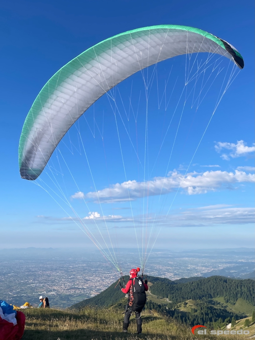 20250711_elspeedo_paragliding_beskydy_meduno_bassano_kurz_00089