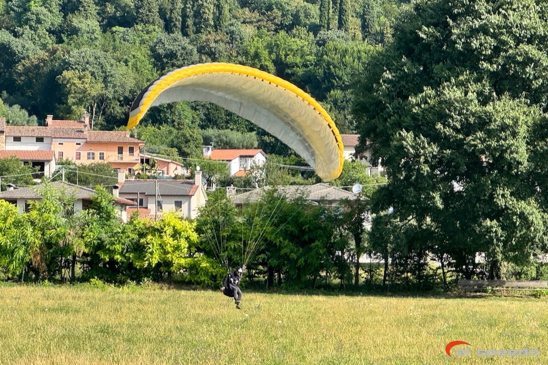 20250711_elspeedo_paragliding_beskydy_meduno_bassano_kurz_00093