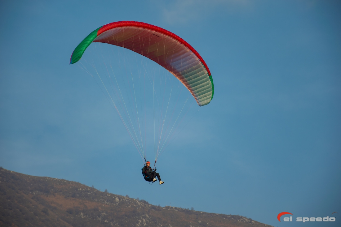 20251117_elspeedo_paragliding_italy_pokurzovky_kurz_00025