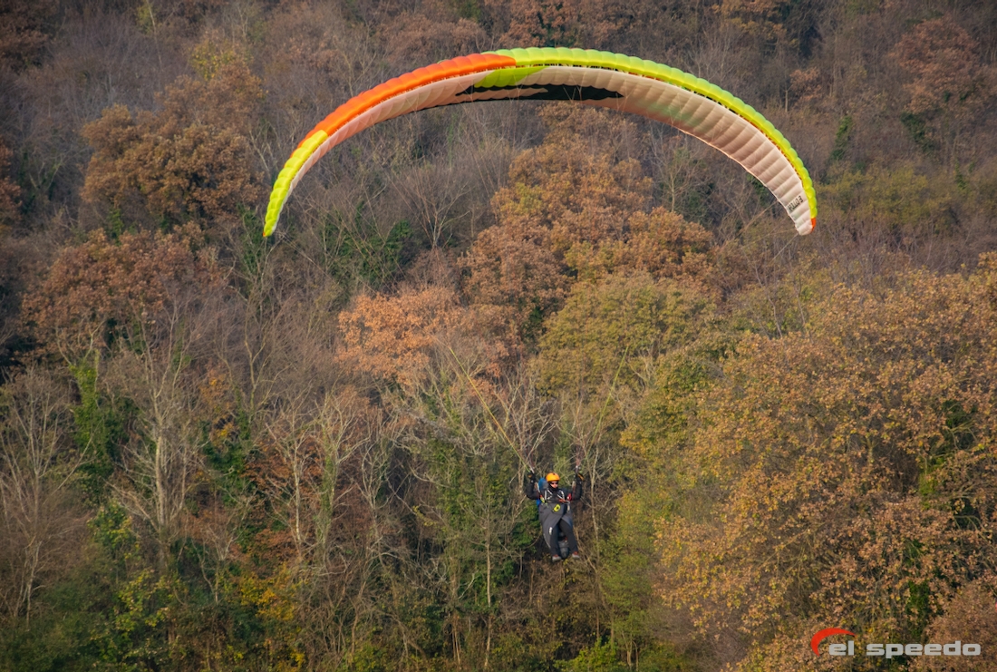 20251117_elspeedo_paragliding_italy_pokurzovky_kurz_00032