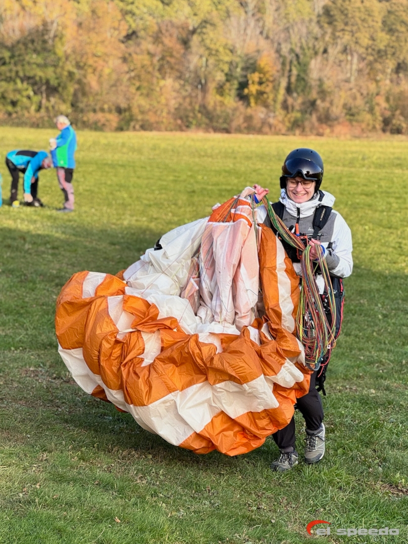 20251117_elspeedo_paragliding_italy_pokurzovky_kurz_00042