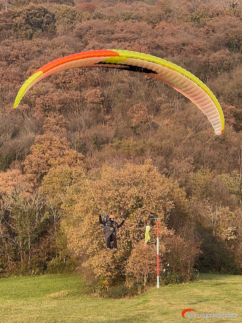 20251117_elspeedo_paragliding_italy_pokurzovky_kurz_00044