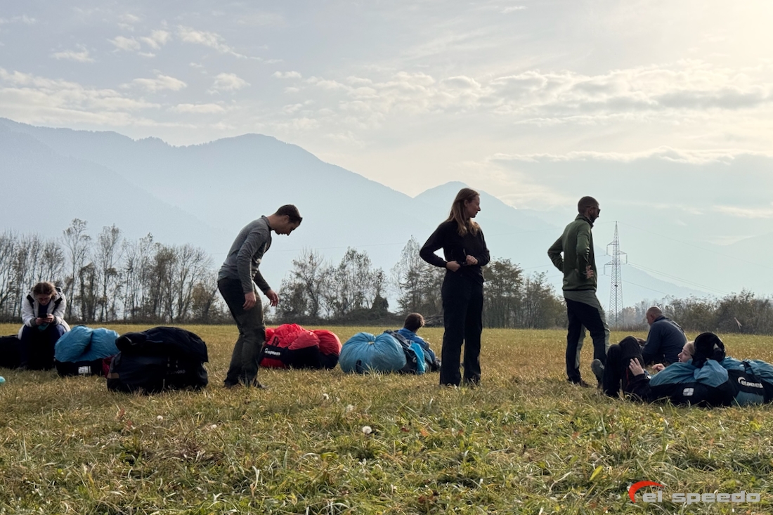 20251117_elspeedo_paragliding_italy_pokurzovky_kurz_00071