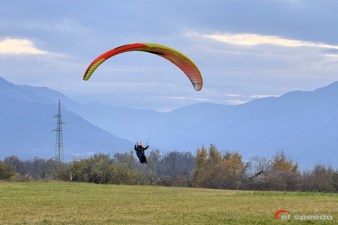 20251117_elspeedo_paragliding_italy_pokurzovky_kurz_00073