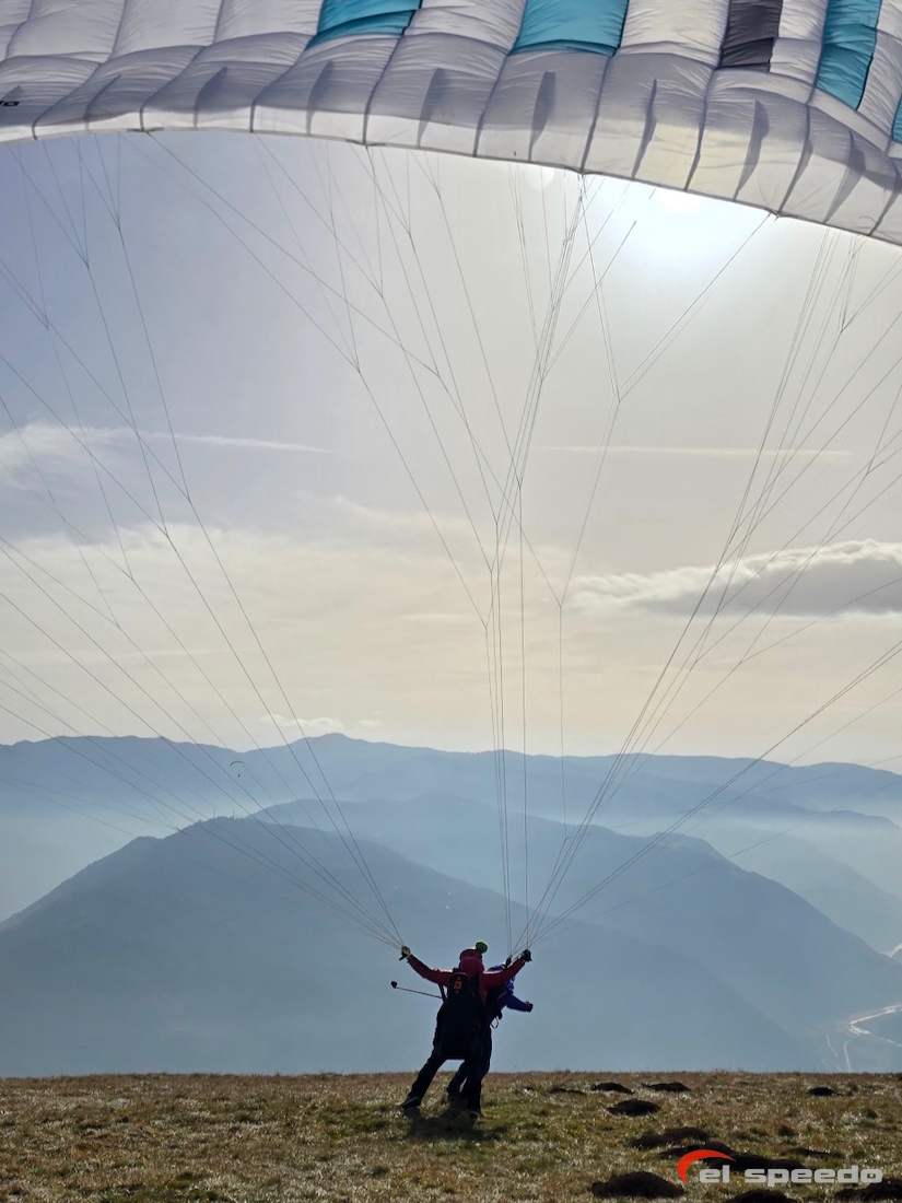 20251117_elspeedo_paragliding_italy_pokurzovky_kurz_00098