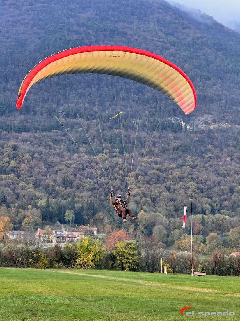 20251117_elspeedo_paragliding_italy_pokurzovky_kurz_00116