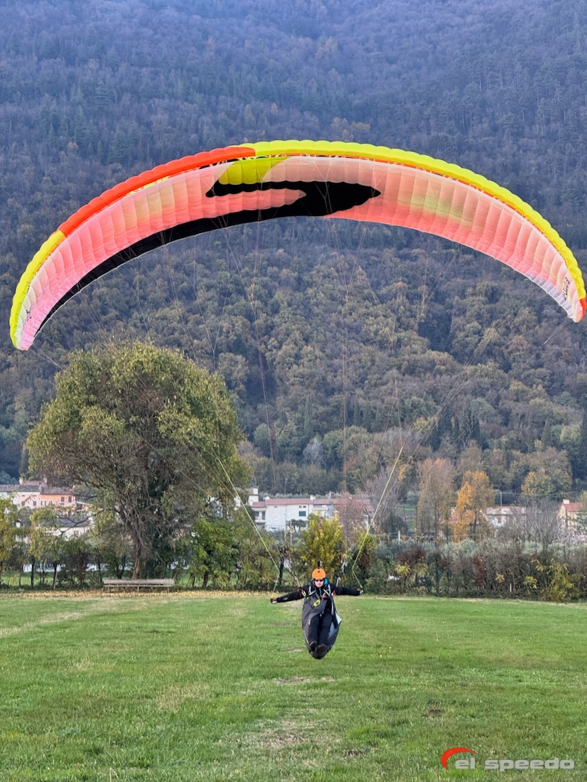 20251117_elspeedo_paragliding_italy_pokurzovky_kurz_00119