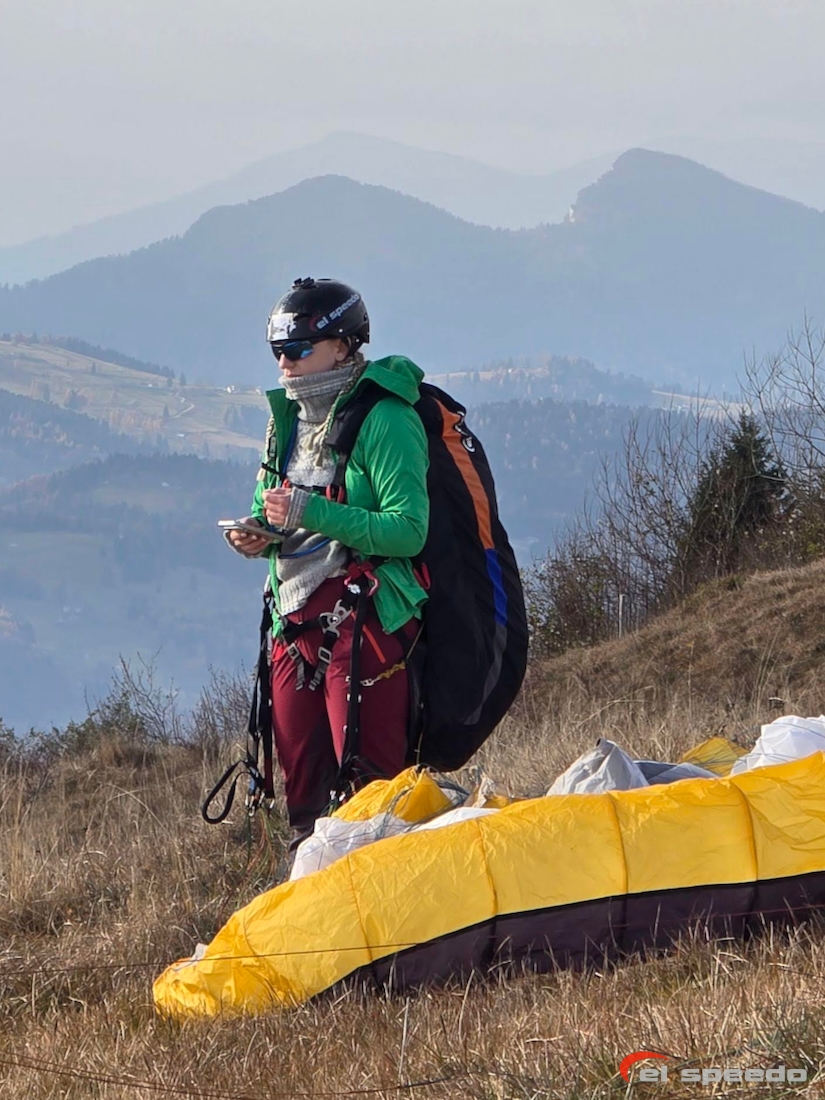 20251117_elspeedo_paragliding_italy_pokurzovky_kurz_00123