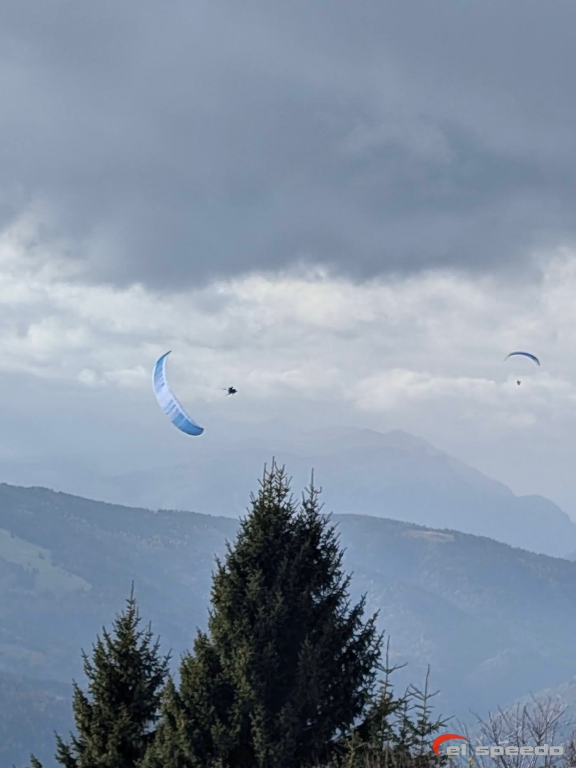 20251117_elspeedo_paragliding_italy_pokurzovky_kurz_00128